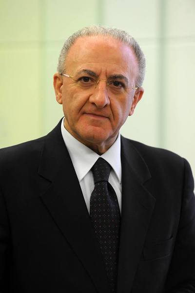 NUOVA BUFERA POLITICA SUL PRESIDENTE DELLA REGIONE CAMPANIA VINCENZO DE LUCA