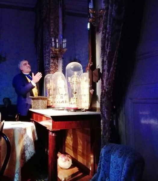 ALLA RICERCA, IMPOSSIBILE, DELLA VERITA’. GRANDE SUCCESSO PER IL DEBUTTO DELLO SPETTACOLO “COSI’ E’…SE VI PARE”
