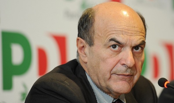 C’E’ CHI DICE NO, C’E’ CHI DICE NO! BERSANI A RAGUSA CONTRO IL REFERENDUM