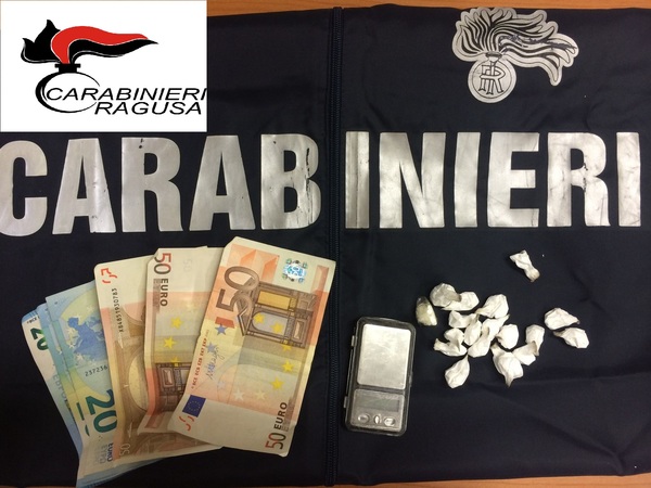 RAGUSA: CARABINIERI ARRESTANO UN ALBANESE