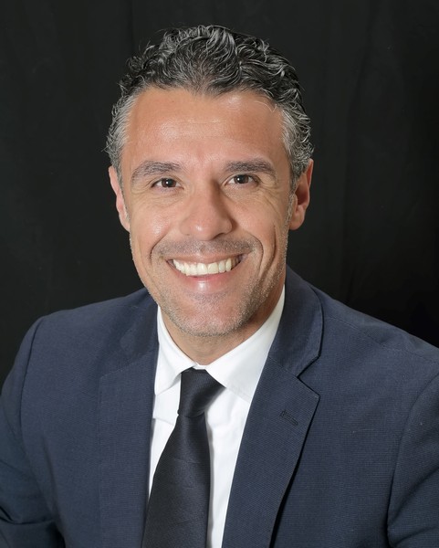 “ABBANDONANO L’AULA E PIANGONO LACRIME DI COCCODRILLO!”