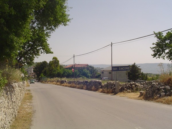 TROPPI FURTI NELLE CONTRADE LIMITROFE A SAN GIACOMO