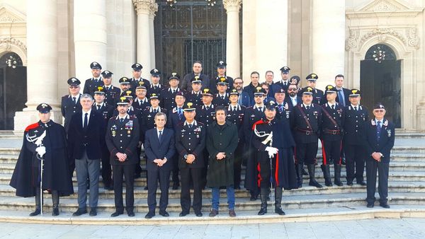SCAMBIO DI AUGURI TRA IL PREFETTO ED I CARABINIERI