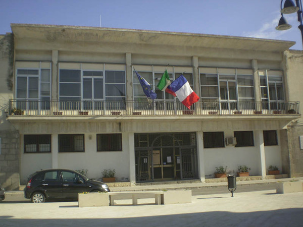 UNA GIORNATA DI NORMALE FOLLIA