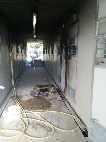 INCENDIO AL RIFUGIO SANITARIO DI CONTRADA CAROSONE A VITTORIA