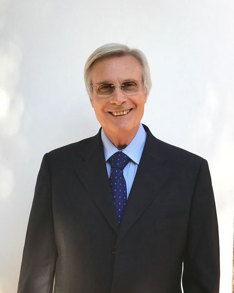 IL MEDICO GIANNI DI BARI E’ IL NUOVO CANDIDATO A SINDACO DI SANTA CROCE CAMERINA