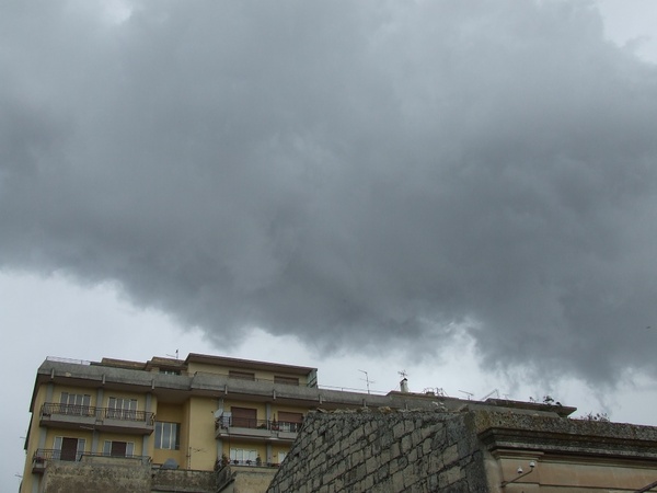 Ciao Ciao estate…da sabato, attesi temporali in Sicilia. E’ la prima perturbazione di settembre