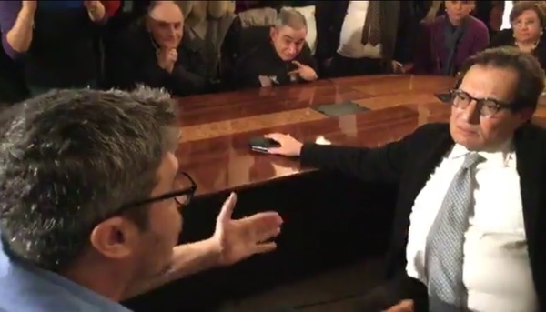 VIDEO – DISABILI NON AUTOSUFFICIENTI E PIF OCCUPANO LA REGIONE. CONFRONTO DURO CON CROCETTA