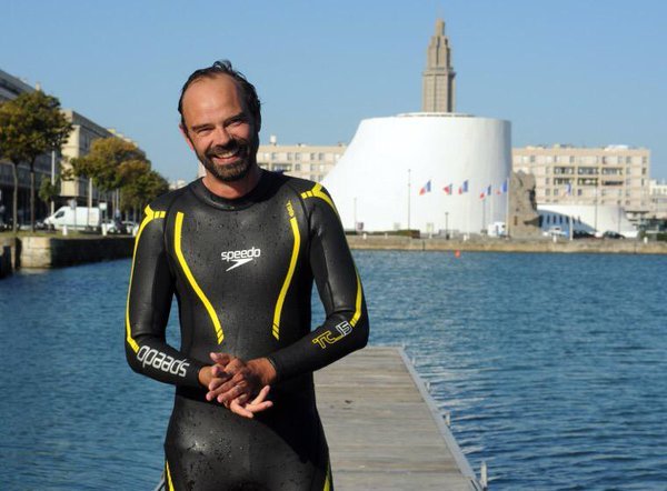 EDOUARD PHILIPPE, NUOVO PRIMO MINISTRO DELLA FRANCIA, E’ INNAMORATO DELLE SPIAGGE DI RAGUSA