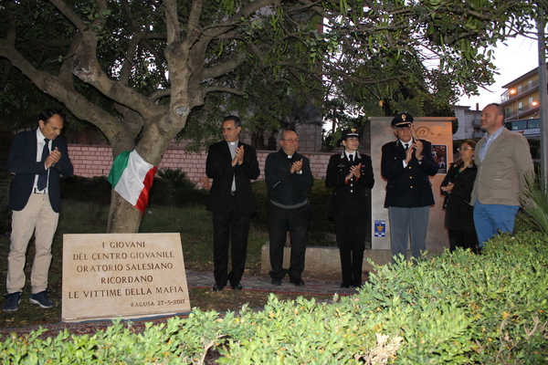 UN ALBERO DELLA MEMORIA PER LE VITTIME DELLA MAFIA