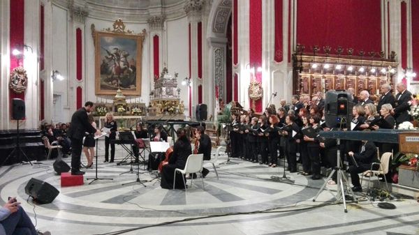 IL CONCERTO DEL CORO ENARMONIA AL DUOMO DI RAGUSA
