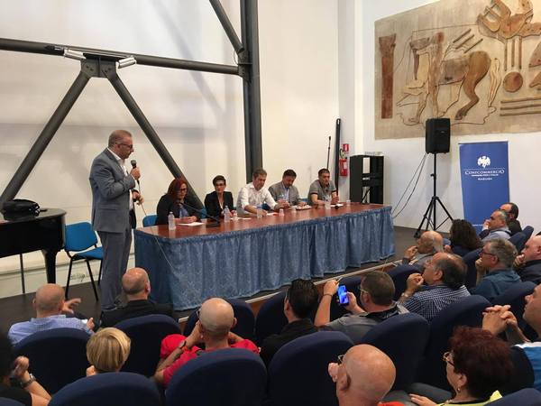 QUESTA MATTINA ALLA SALA “MENO ASSENZA” DI POZZALLO  IL DIBATTITO TRA I CANDIDATI A SINDACO PROMOSSO DALL’ASCOM