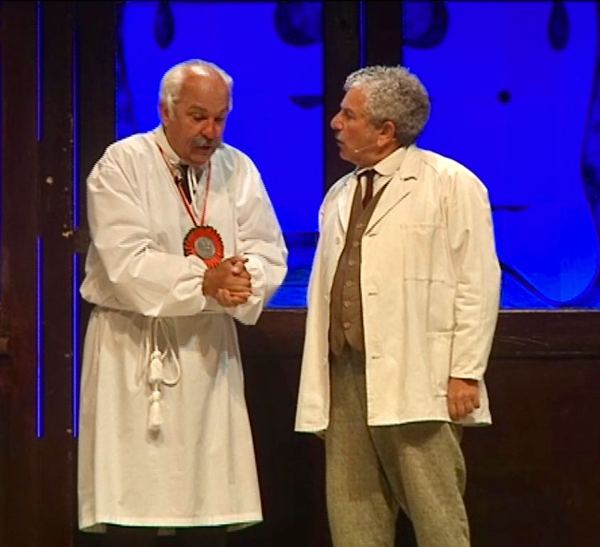 ENRICO GUARNERI PORTA IN SCENA DOMENICA A RAGUSA  “L’ALTALENA” DI NINO MARTOGLIO