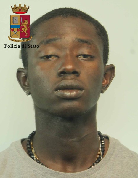 UN ALTRO ARRESTO DELLA SQUADRA MOBILE PER SPACCIO AL CENTRO STORICO DI RAGUSA