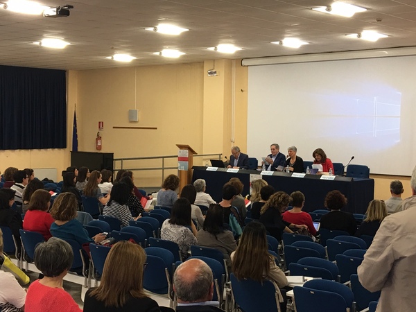 “LA SCUOLA DEVE RITORNARE AD ESSERE IL LUOGO DEL BENESSERE E DELL’ALLEGRIA