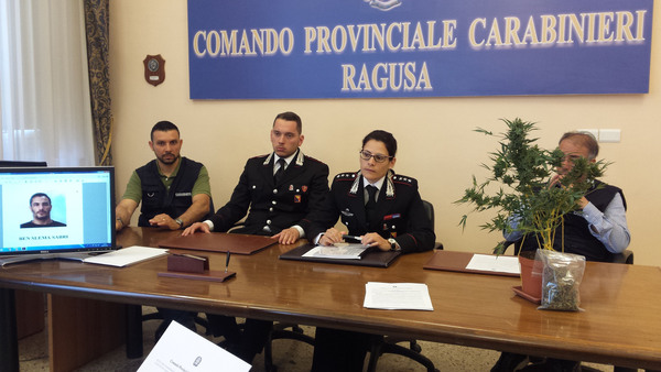 ESECUZIONE DI UN’ORDINANZA DI CUSTODIA CAUTELARE PER SPACCIO DI STUPEFACENTI