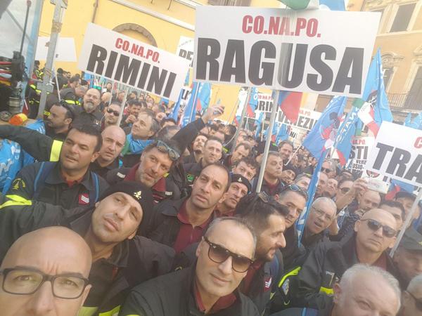 NON CHIEDIAMO PRIVILEGI SOLO PARITA’ DI TRATTAMENTO CON GLI ALTRI CORPI