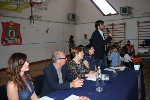 SCOGLITTI SOTTO I RIFLETTORI CULTURALI