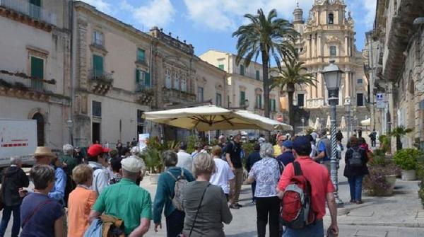 UN PROGETTO PER IL MARCHIO “CONSUMELESS MED”