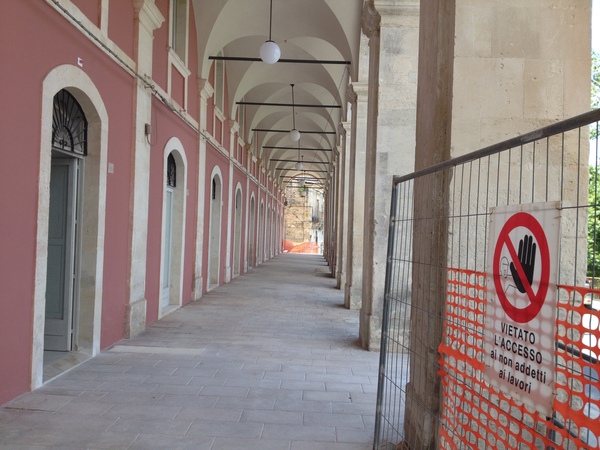 COMPLETATI I LAVORI DI RECUPERO FUNZIONALE DEGLI IMMOBILI DI VIA DEL MERCATO