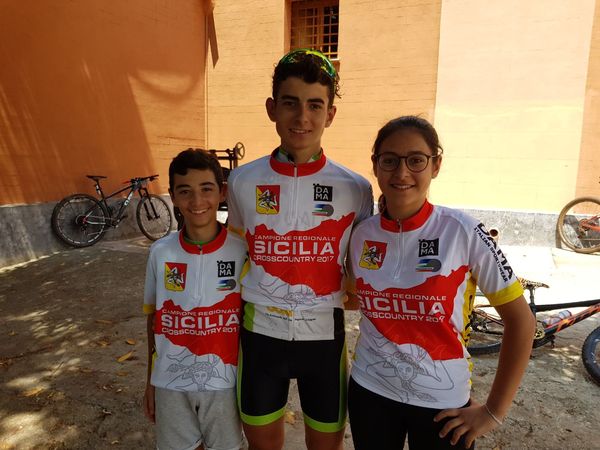 Tre primi posti per l’Asd bike & co. di Ragusa ai campionati assoluti di Palermo