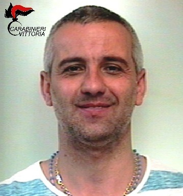 Comiso. Evade dai domiciliari