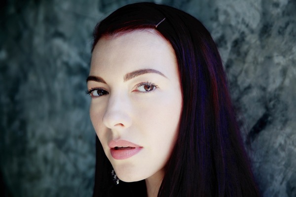 E’ corsa al biglietto per l’attesissimo concerto di Chrysta Bell sabato sera a Scicli