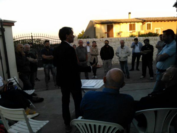 L’Associazione “Pericentro” a confronto con i residenti di contrada “Conservatore”