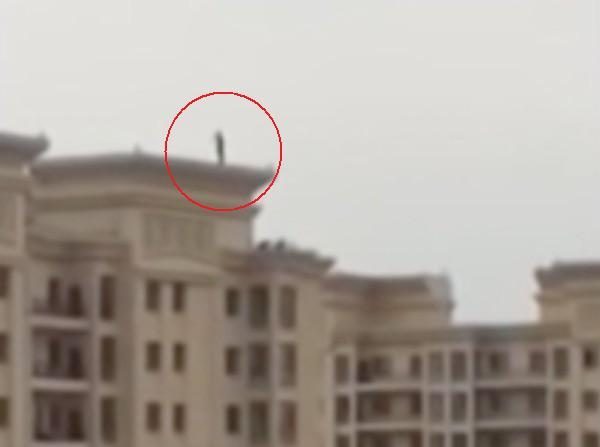 “Buttati da un edificio, sei entrata nella Blue Whale”. Anche in Sicilia la drammatica “moda” che istiga al suicidio.