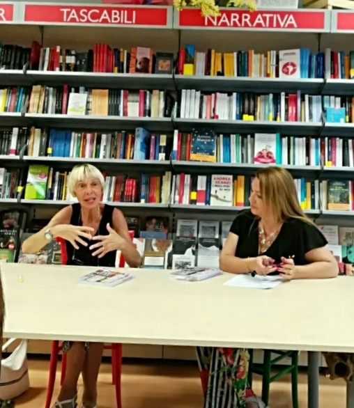 “Le amiche del ventaglio”: romanzo di Maria Concetta Distefano