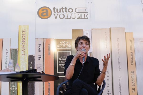 La regina della satira Serena Dandini apre il Festival ” A tutto volume” a Ragusa