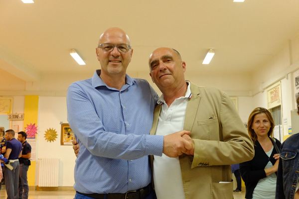 ELEZIONI SANTA CROCE: Vince Giovanni Barone, Lucio Schembari accetta la sconfitta e si congratula. I festeggiamenti