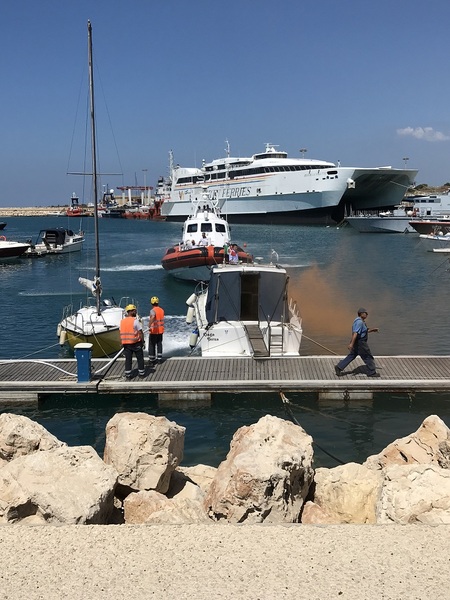 Esercitazione antincendio e primo soccorso nel porto di Pozzallo