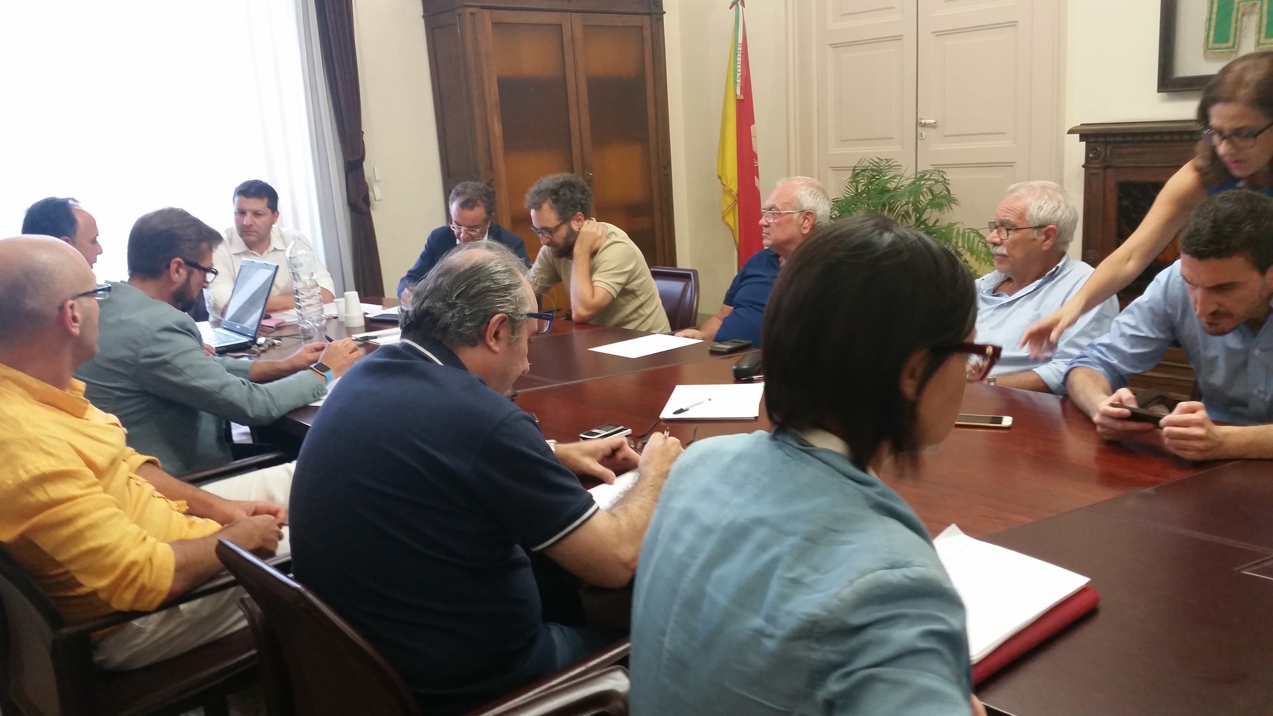 Rifiuti a Ragusa, ordinanza per stoccare ma non conferire in discarica