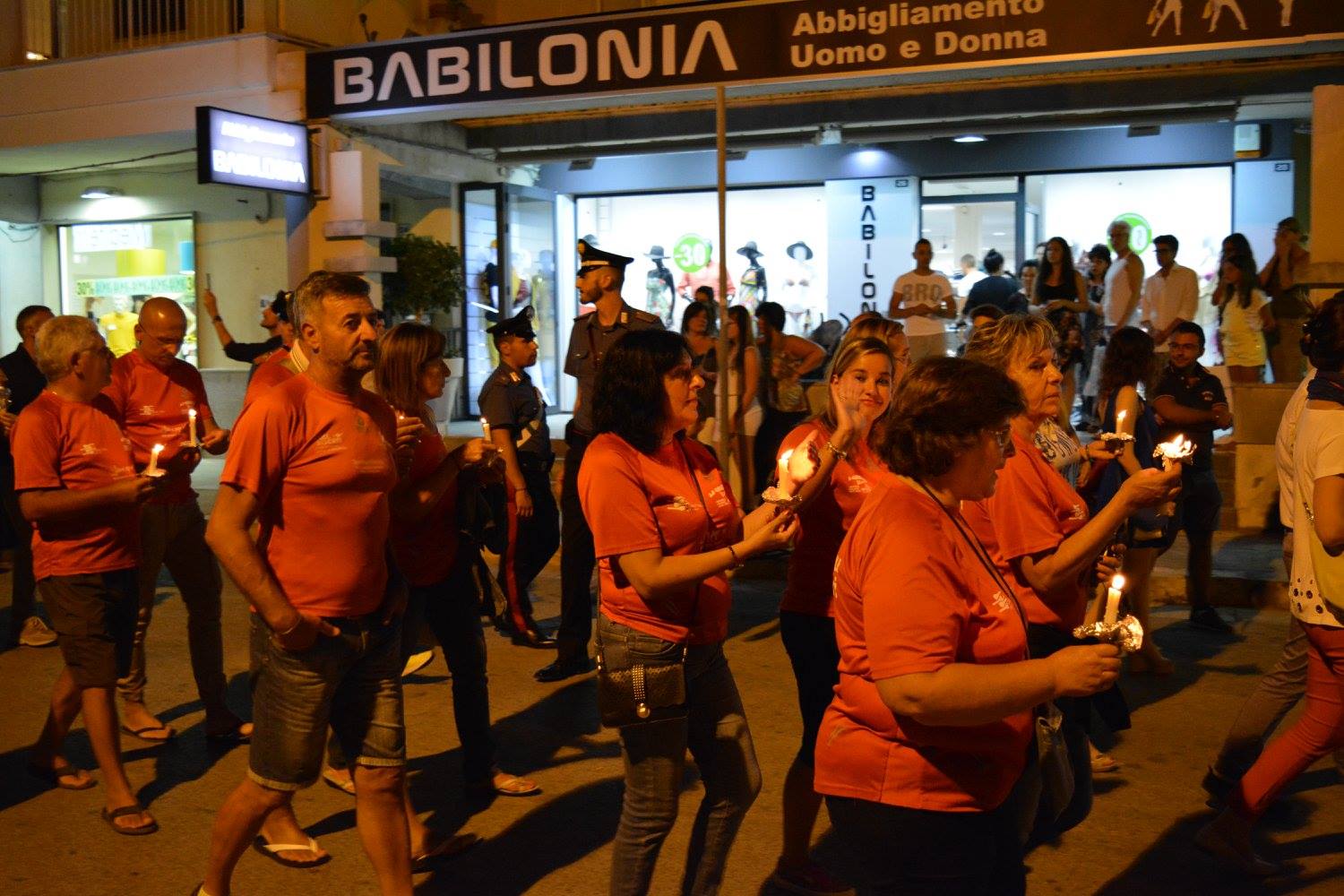 Grande partecipazione fiaccolata per Borsellino. C’era anche il candidato Cancelleri. VIDEO E FOTO