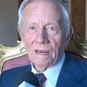 Morto Denis Mack Smith, lo storico che banalizzò la Sicilia