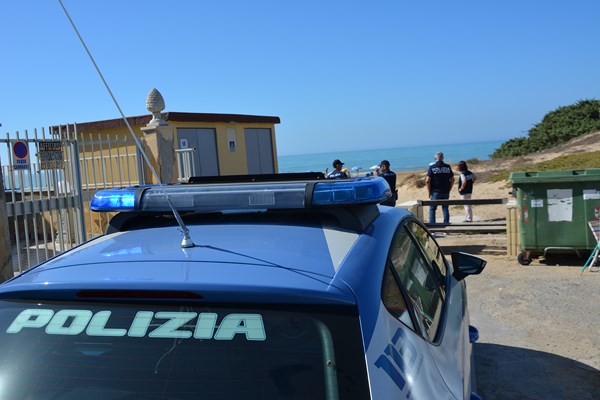 Arrestato tunisino su segnalazione dei residenti. Spacciava a Punta Braccetto