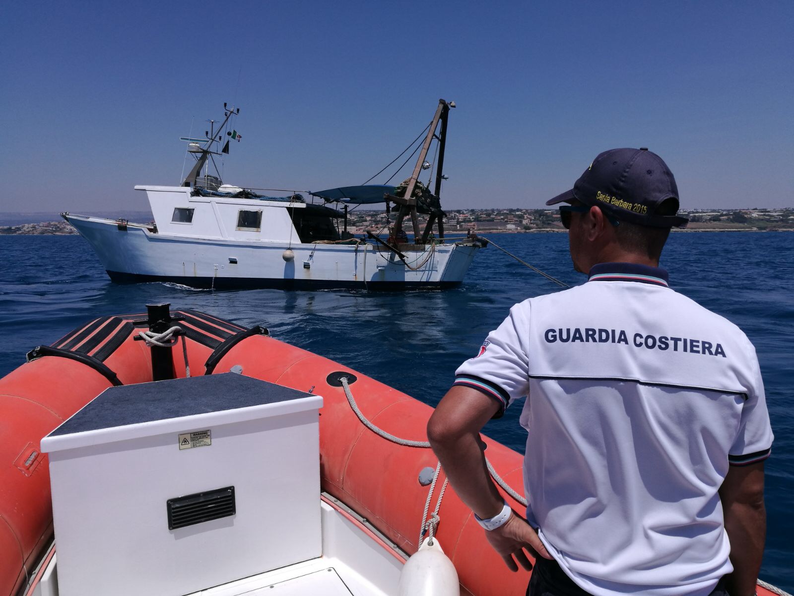Pesca a strascico, Capitaneria multa motopesca nel mare di Scicli