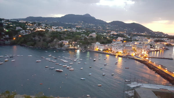 Coronavirus: Ischia stop a sbarchi di turisti lombardi e veneti. Ordinanza dei sindaci