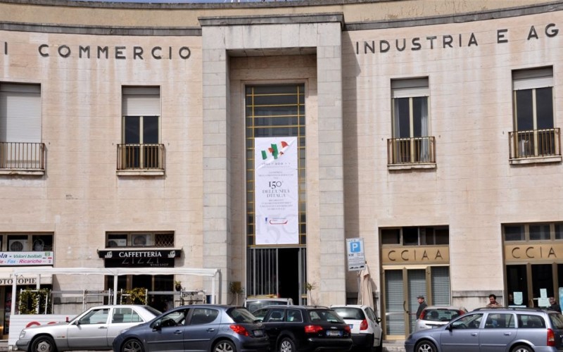 Super Camcom tutto può essere! Conferenza Stato-Regioni rinvia. Insediamento a rischio?