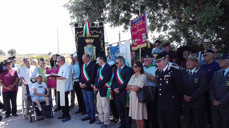 Ricordati i caduti della II Guerra Mondiale. Le foto