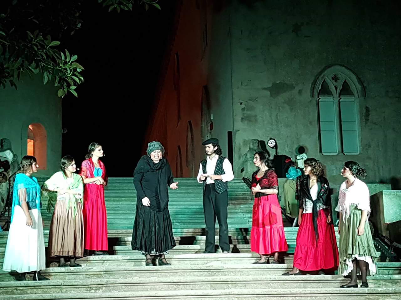 La Pirandelliana conquista il pubblico di Donnafugata. In scena Compagnia Godot con Massimo Venturiello