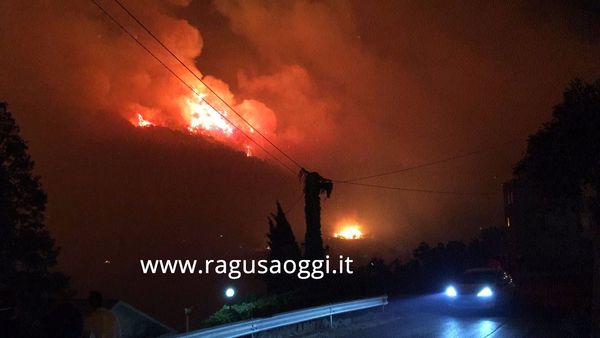 Incendi: sollecitiamo convenzione regione Sicilia/vigili fuoco