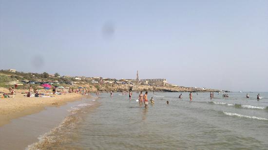 Anche Sampieri nel dossier di Legambiente sulle spiagge