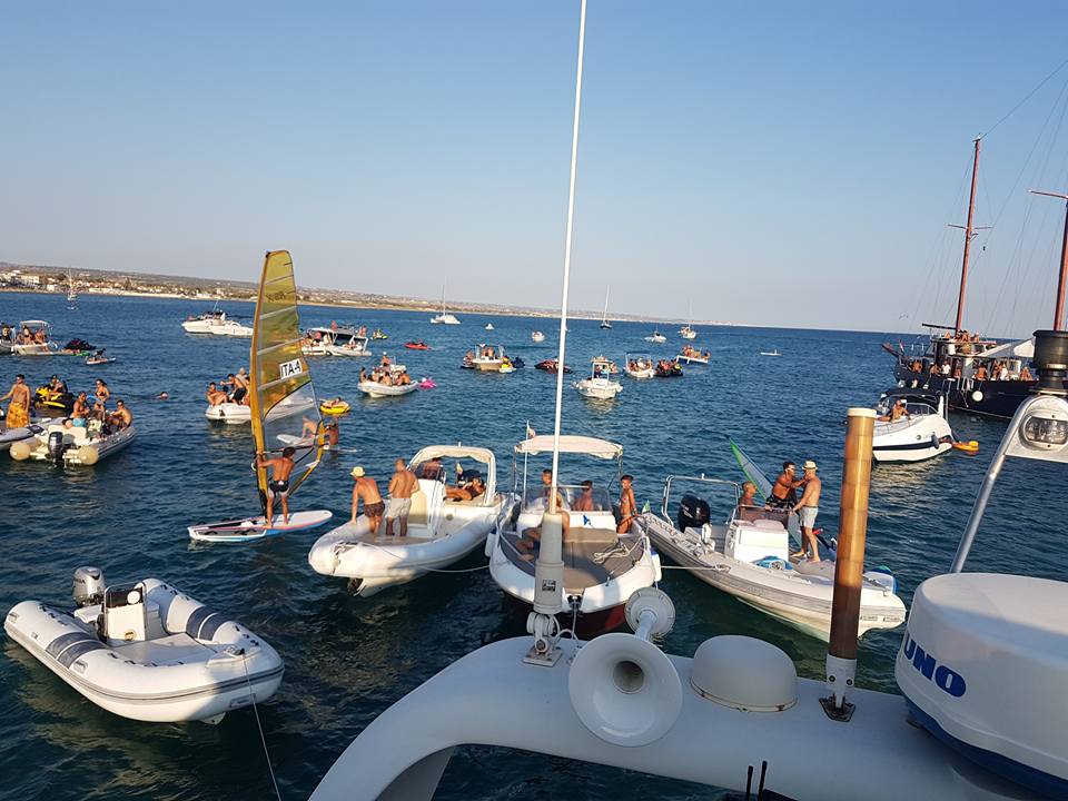 Boat Party a Marina di Ragusa. E’ qui la festa. GUARDA FOTO E VIDEO