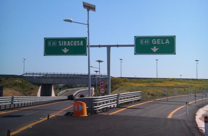 Autostrada Sr-Gela. Politica ottimista e sindacato pessimista.