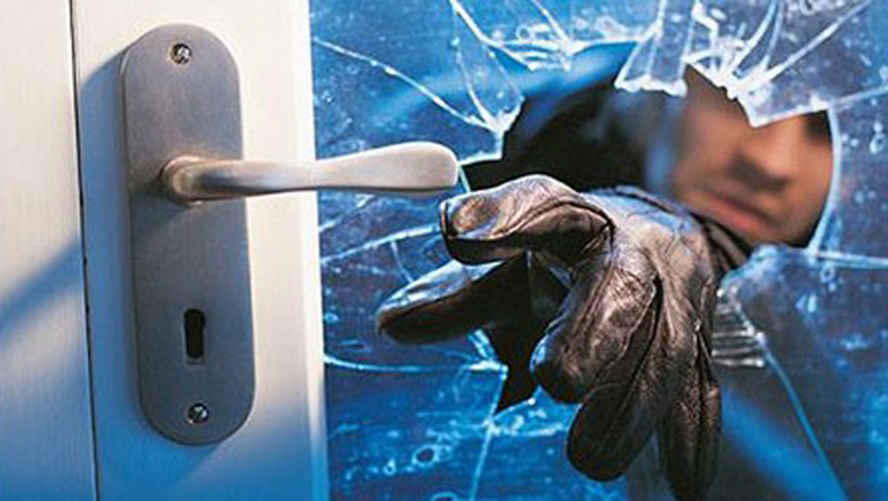 Furti in appartamento Carabinieri e Polizia bloccano ladri