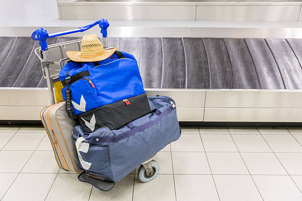 Vacanze da incubo per alcuni turisti siciliani. Dai ritardi degli aerei alle intossicazioni