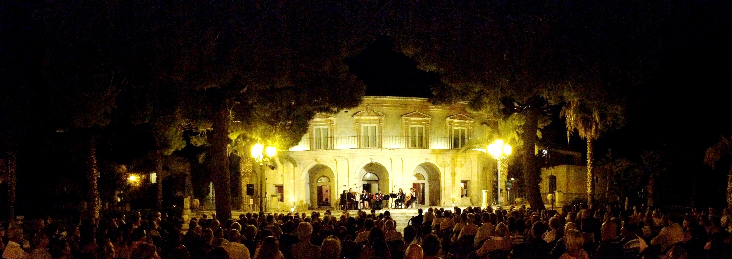 Musica dal 6 agosto la rassegna “Ibla Classica International Estate” a Villa Anna. Si comincia con il Gran Galà dell’Operetta