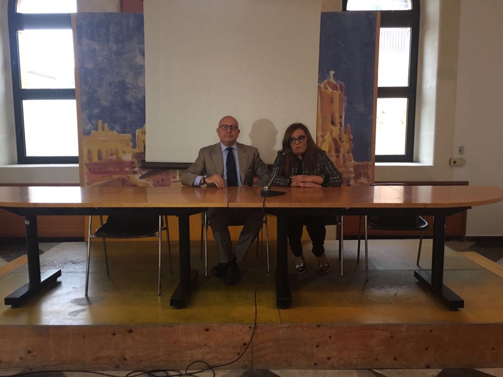 Conferenza stampa di Martina Guarascio a Vittoria. “Ecco perché ho scelto di candidarmi. Ai 5 Stelle non devo nulla”. VIDEO